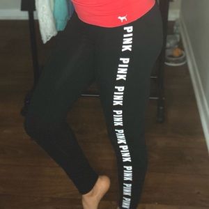 🌺”Love Pink” Black & White Leggings 🌺